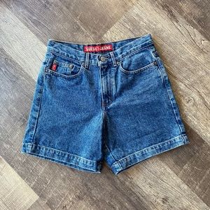 Guess high rise jean shorts sz 26